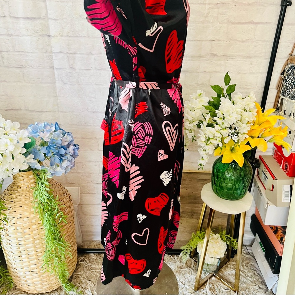 Black Silk Heart Robe - Picture 8 of 12